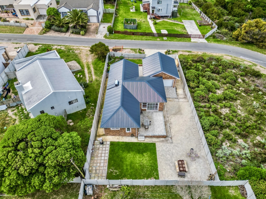 3 Bedroom Property for Sale in De Kelders Western Cape